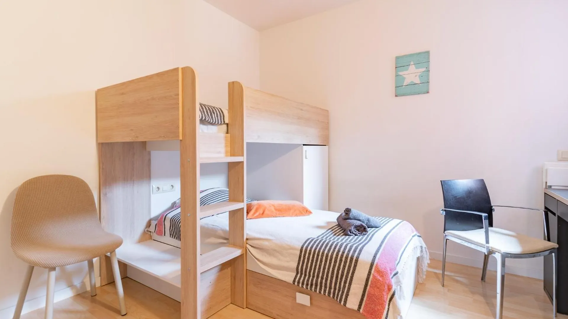 Charming Garden Apartment En 